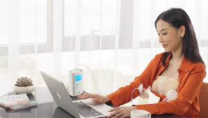 Máy hút sữa hoạt động dễ dàng ngay cả khi làm việc